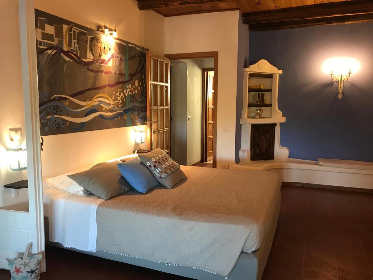 Palmasera Charming Suites 칼라고노네 외부 사진