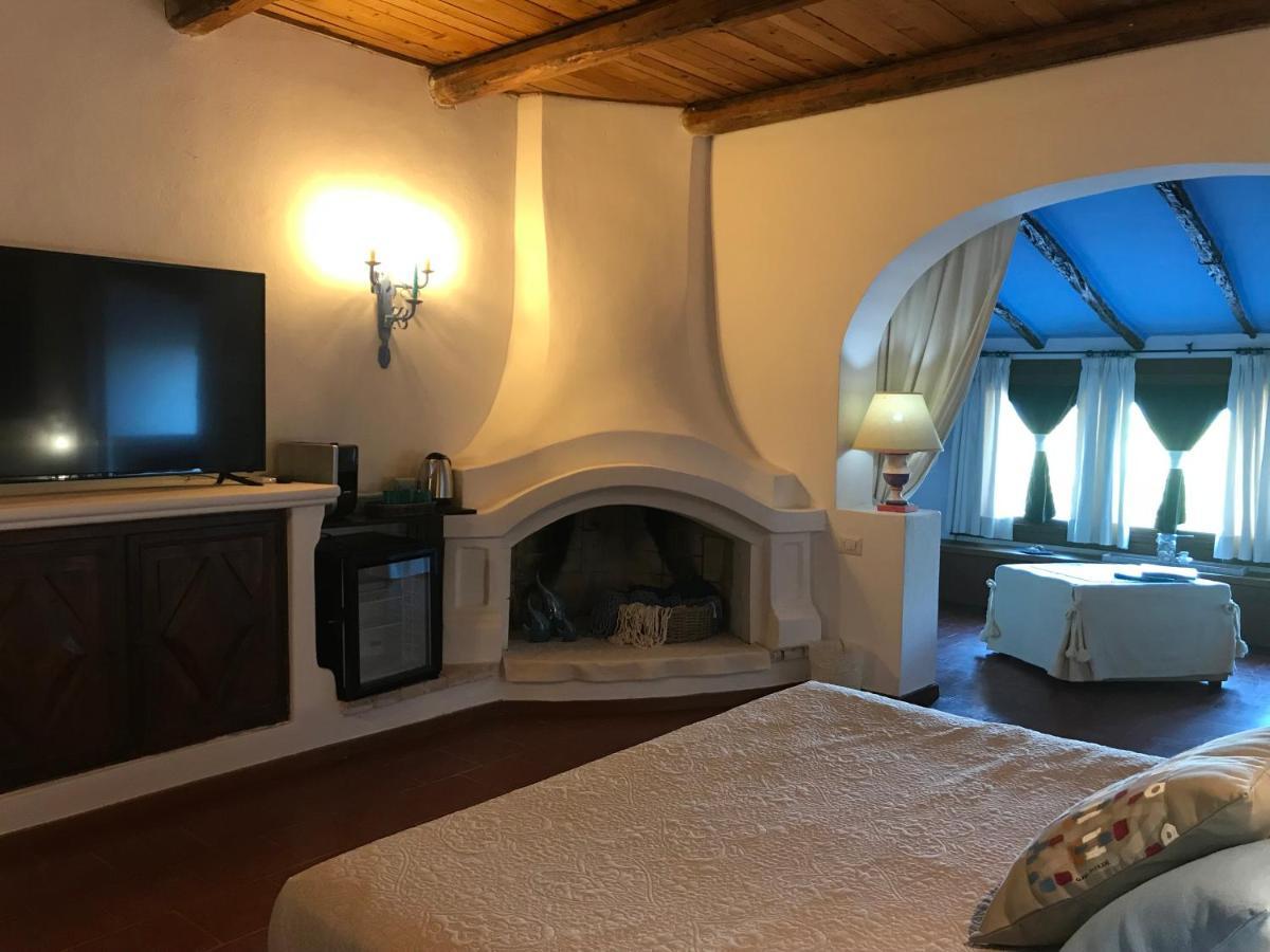 Palmasera Charming Suites 칼라고노네 외부 사진